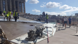 Τι απαντά η Σία Αναγνωστοπούλου στη χυδαία ανακοίνωση Μενδώνη για τα «έργα» στην Ακρόπολη
