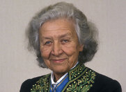 Ζακλίν ντε Ρομιγί(Jacqueline de Romilly), η Γαλλίδα φιλόλογος που ερωτεύτηκε τον Θουκυδίδη!