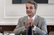 Liberation διασύρει Μητσοτάκη: «Η ακροδεξιά είναι επικεφαλής του “βαθέος κράτους”» στην Ελλάδα
