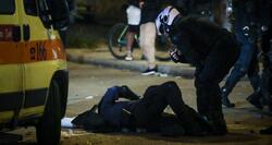 Στους τέσσερις οι συλληφθέντες για την επίθεση στον αστυνομικό