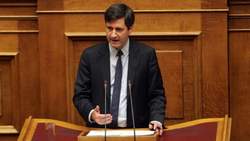 Ο Γ. Χουλιαράκης διαψεύδει το Reuters για την επιστροφή των κερδών από τα ελληνικά ομόλογα