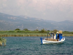 ΑΠΡΟΣΤΑΤΕΥΤΗ Η ΜΕΓΑΛΥΤΕΡΗ ΛΙΜΝΗ ΤΗΣ ΕΛΛΑΔΑΣ