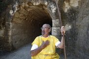 Πέθανε ο σπουδαίος αμερικανός αρχαιολόγος Στέφανος Μίλλερ που ανέσκαψε την αρχαία Νεμέα