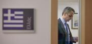 Επίτιμος αρχηγός ΓΕΣ / Ο Μητσοτάκης παραβαίνει τον νόμο που ψήφισε με την ανακοίνωση για τα F-35