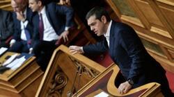 Μονομαχία στη Βουλή για την πανδημία - Αλ. Τσίπρας: «κ. Μητσοτάκη, η πανδημία δεν λήγει με κυβερνητική απόφαση»