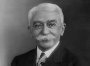 Πιερ ντε Κουμπερτέν (Pierre de Coubertin)
