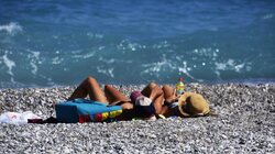 Ο πνευμονολόγος Παναγιώτης Μπεχράκης δίνει οδηγίες για τους κλειστούς χώρους και τη χρήση κλιματιστικών.
