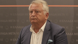 Στήθη ή οπίσθια; Αναλόγως…