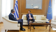 Στη Βουλή με αιχμή τη διαφάνεια: Τα 4 θέματα που έθεσε ο Κασσελάκης στον Μητσοτάκη