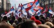 Βελιγράδι / Μεγάλη διαδήλωση για «παρατυπίες στις εκλογές» - «Δεν συμβιβαζόμαστε»