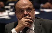 Πρόταση-κόλαφος Αντώναρου: Να μειωθεί στο 50% και ο μισθός των βουλευτών, των διοικητών ΔΕΚΟ, της ΠτΔ (όπως θα μειωθεί και ο μισθός εργαζόμενων στον ιδιωτικό τομέα)