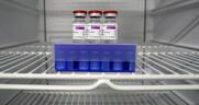 Η AstraZeneca άλλαξε όνομα στο εμβόλιο-Αναφέρει και τις θρομβώσεις στις παρενέργειες