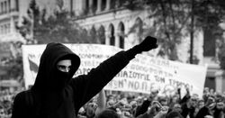 Τα όνειρά μας παραμένουν αλεξίσφαιρα