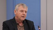 Γράφημα για την αναγκαιότητα του εμβολίου παρουσιάζει ο Μόσιαλος- «Ας μην παίζουμε με τις πιθανότητες» αναφέρει