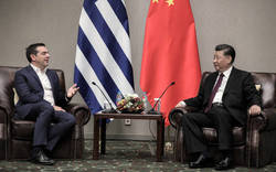 Συνάντηση Τσίπρα - Σι Τζινπίνγκ. Ο Κινέζος Πρόεδρος προσκάλεσε τον τέως πρωθυπουργό στο Πεκίνο