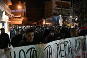 Εικόνες ντροπής στα Πετράλωνα: Με… ΜΑΤ η έξωση οικογένειας – Νέα διαμαρτυρία (Photos – Video)