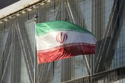 Ιράν: Η Τεχεράνη κάλεσε τους επιτετραμμένους της Σουηδίας και της Δανίας σχετικά με τη βεβήλωση του κορανίου