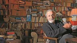 Αγνωστε φίλε: δυο-τρία λόγια για τον Τσουκαλά και τον άλλο