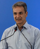 Χτίζει ολοκληρωτικό σύστημα εξουσίας