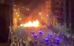 Λαϊκές εξεγέρσεις σε Μαδρίτη και Βαρκελώνη (Βίντεο)