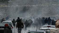 Χίος - Λέσβος: 21 συλλήψεις για τις επιθέσεις κατά των ΜΑΤ