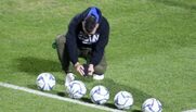 Πού είναι η μπάλα; Οέο – Και ποιος ασχολείται με την μπάλα, ρε φίλε;