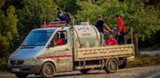 Μια κυβέρνηση βολεμένων που βολεύεται με τον αγώνα άλλων