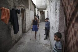 Ο αγώνας επιβίωσης των αναπήρων Παλαιστίνιων στη Γάζα