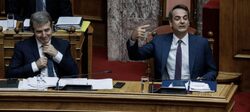 Αλλεργία … με το Πολυτεχνείο! Την απαγόρευση της πορείας την 17η Νοεμβρίου ανακοίνωσε ο Χρυσοχοίδης, την ώρα που σε όλο τον κόσμο πραγματοποιούνται πορείες διαμαρτυρίας με τήρηση μέτρων ασφαλείας για COVID !