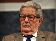 Κώστας Αξελός: «Υπάρχει ακόμα κάτι τι να ειπωθεί ­ και σε ποια γλώσσα;»Κώστας Αξελός: «Υπάρχει ακόμα κάτι τι να ειπωθεί ­ και σε ποια γλώσσα;»