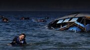 «Το να αφήνονται άνθρωποι στη θάλασσα με εντολές του Λιμενικού είναι αδιανόητο και ντροπή για την Ελλάδα»