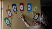 Ανοίγουν τη Δευτέρα τα φροντιστήρια - ΟΙΕΛΕ: «Υγειονομική βόμβα»