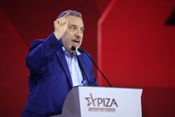 Σοβαρές εξελίξεις στον ΣΥΡΙΖΑ: Παραιτείται ο Ηλιόπουλος – Το μπλόκο της Λάλη στον Κασσελάκη στέλνει στη Βουλή την Τσαπανίδου