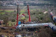 Τέμπη: Μήνυση ονομαστικά κατά Μητσοτάκη και πολιτικών καταθέτουν συγγενείς