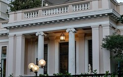 Άγρια επίθεση και μπούλινγκ από το Μαξίμου στον επικεφαλής τομέα ενημέρωσης καναλιού: “Είσαι ζαίος … έχεις κάνει το δελτίο, δελτίο Συριζοκάναλου…”