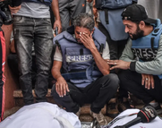 Δεκάδες δημοσιογράφοι Δυτικών ΜΜΕ ζητούν άμεση πρόσβαση στη Γάζα