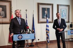 Ο Πρόεδρος Μαυροβουνίου «τρολάρει» τους Αθηναίους: «Ο Μπακογιάννης προωθεί κι ενώνει την ιστορία και την παράδοση, με το παρόν»