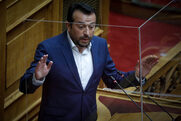 Νίκος Παππάς: «Ο “παραιτηθείς” διευθύνων σύμβουλος του ΟΣΕ υπογράφει αποφάσεις για αμοιβές»