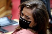 Μπακογιάννη για τους Αzoφ στη Βουλή: «Δεν ζητάς πιστοποιητικό κοινωνικών φρονημάτων»