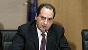 Σπίρτζης: Αστυνομικά τμήματα χωρίς αστυνομικούς αλλά με λίγες εκλεκτές εταιρείες φωτογράφων