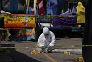 Σφαγή στο Μεξικό: Εκτέλεσαν τον δήμαρχο και άλλους 19 μέρα μεσημέρι – Τέλος της «pax narca»; (Photos – Video)