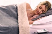 Κοιμάσαι και εσύ με ηλεκτρική κουβέρτα; Να από τι κινδυνεύεις!Πόσο ασφαλής είναι τελικά;