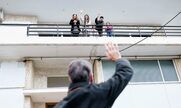 Μητσοτάκης: Το ζευγάρι που επισκέφτηκε στο Γαλάτσι… κάτι μας θυμίζει (video)
