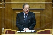 ΣΥΡΙΖΑ: Ο Κ. Καραμανλής παράγει περισσότερα ψέματα από όσα μπορούμε να καταναλώσουμε