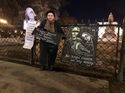«Στρατιώτη! Άσε τα όπλα σου και γίνε πραγματικός ήρωας»
