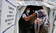 Απτόητη η πανδημία: 34 νεκροί – 1.112 νέα κρούσματα – 445 διασωληνωμένοι