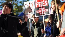 Μαθήματα από μια δεκαετία ακτιβισμού φοιτητών στο Ηνωμένο Βασίλειο