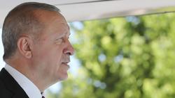 «Πραξικόπημα» στην Τουρκία: Παύθηκαν δήμαρχοι σε τρεις πόλεις ως ύποπτοι για τρομοκρατία