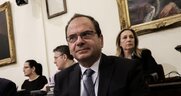 Η «ανατροπή του προέδρου της ΑΔΑΕ» και οι κύκλοι του Μαξίμου