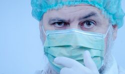 Πανδημία: Δεκατέσσερα ερωτήματα προς ειδικούς